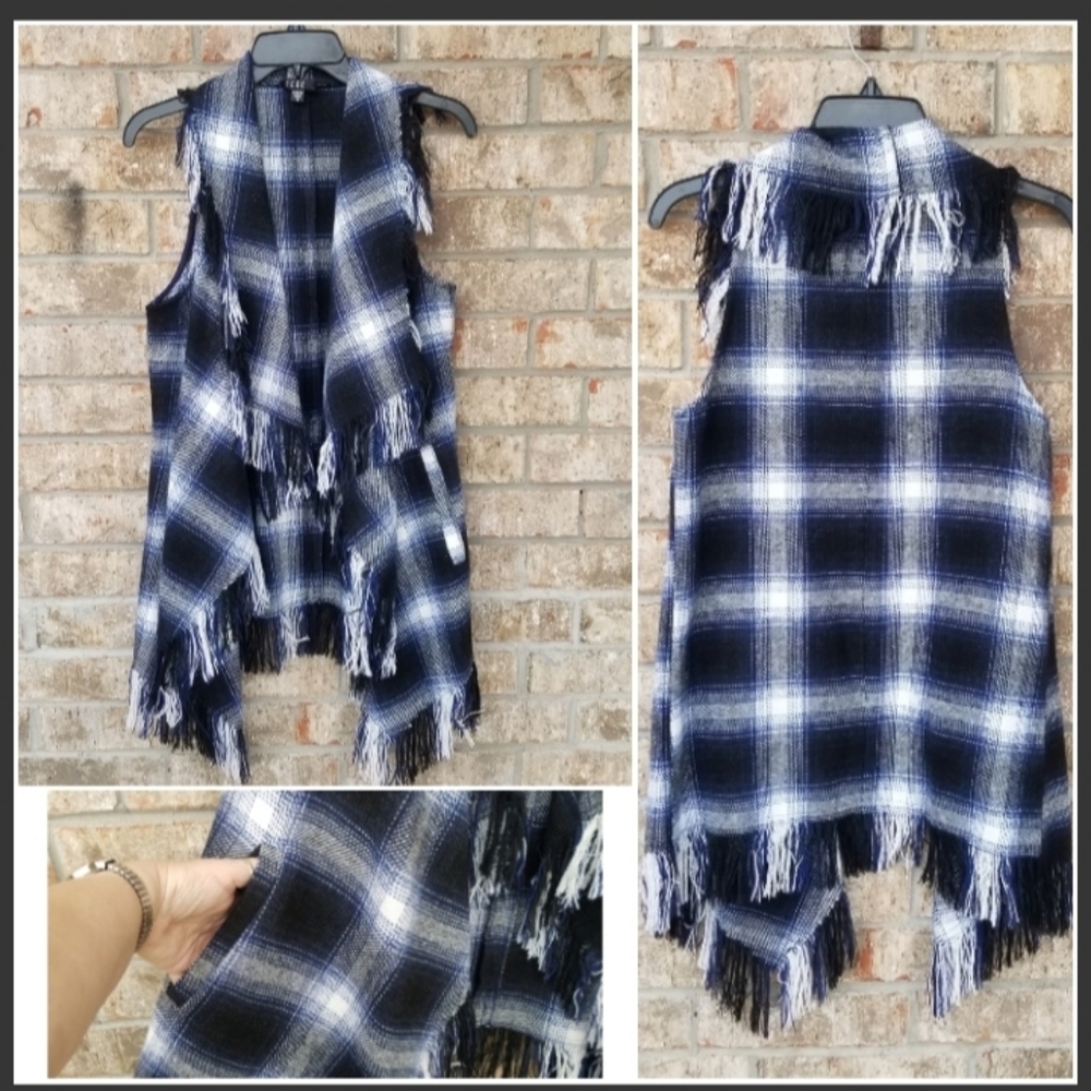 Black Blue White Plaid W/FRINGE Vest (M) Medium Weight Open Waterfall Cardigan
